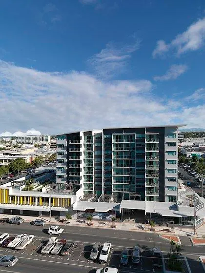 Oaks Mackay Rivermarque Hotel 4*,