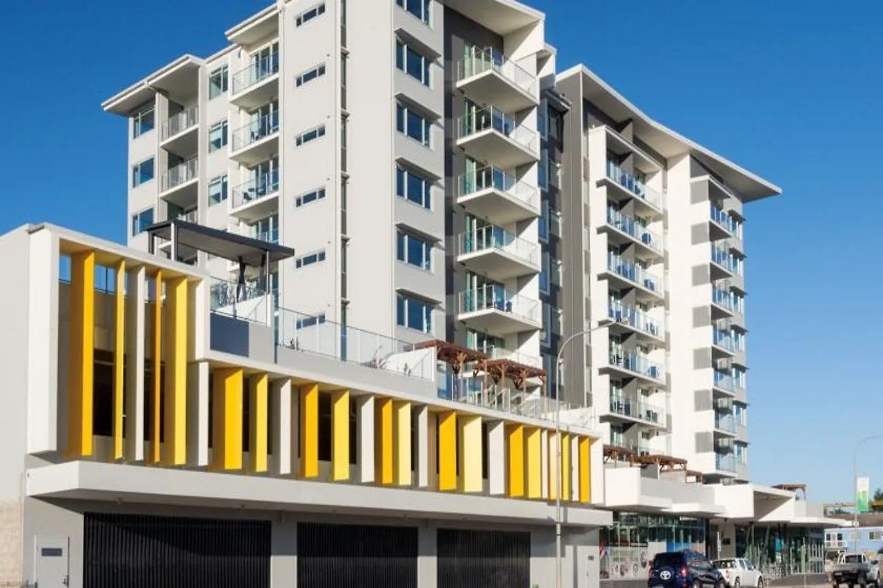 Oaks Mackay Rivermarque Hotel 4*,