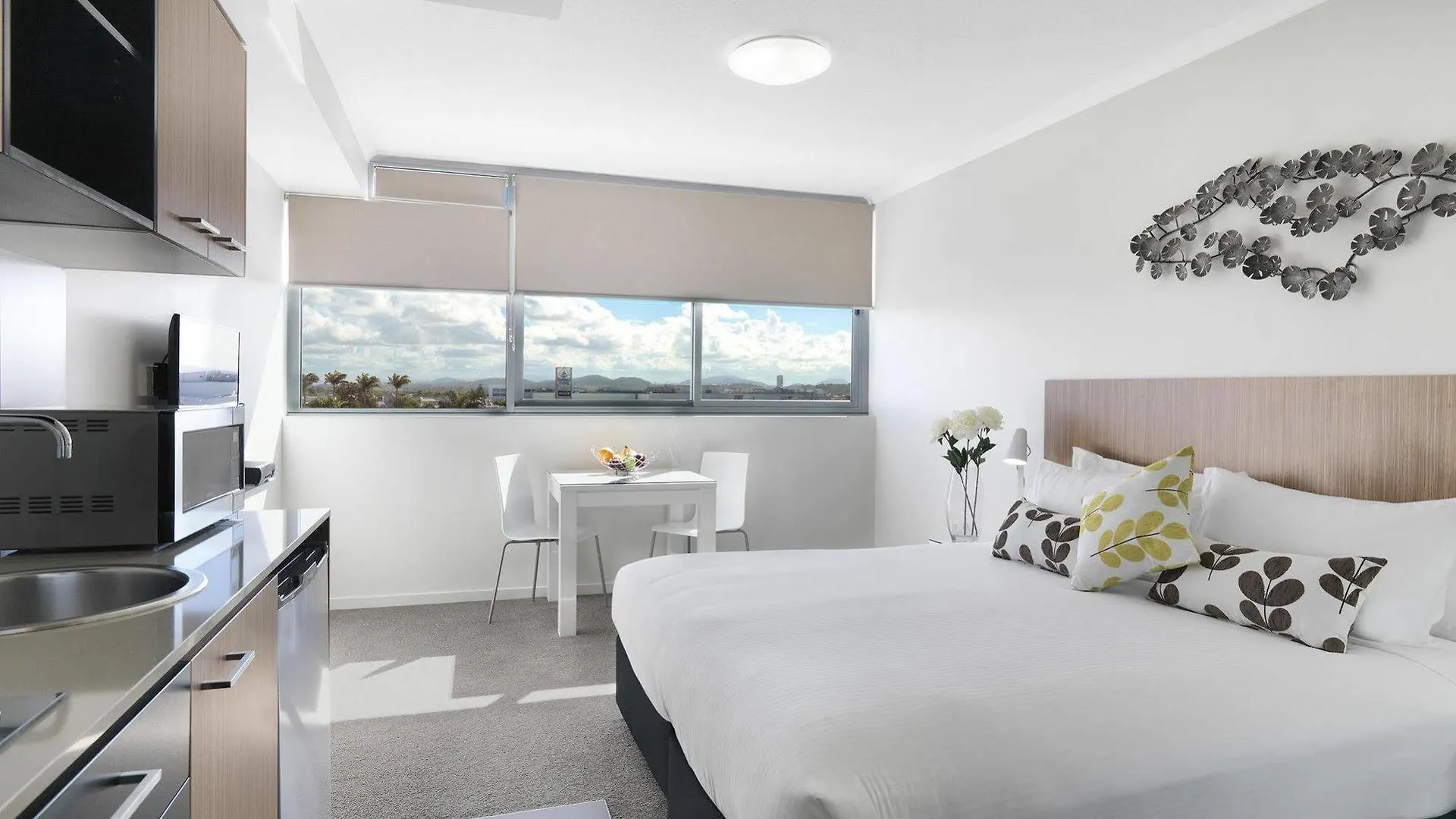 Oaks Mackay Rivermarque Hotel 4*,  Australia